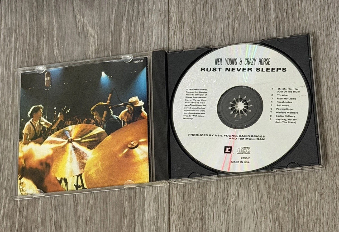 Neil Young & Crazy Horse – Rust Never Sleeps CD USED - Reprise