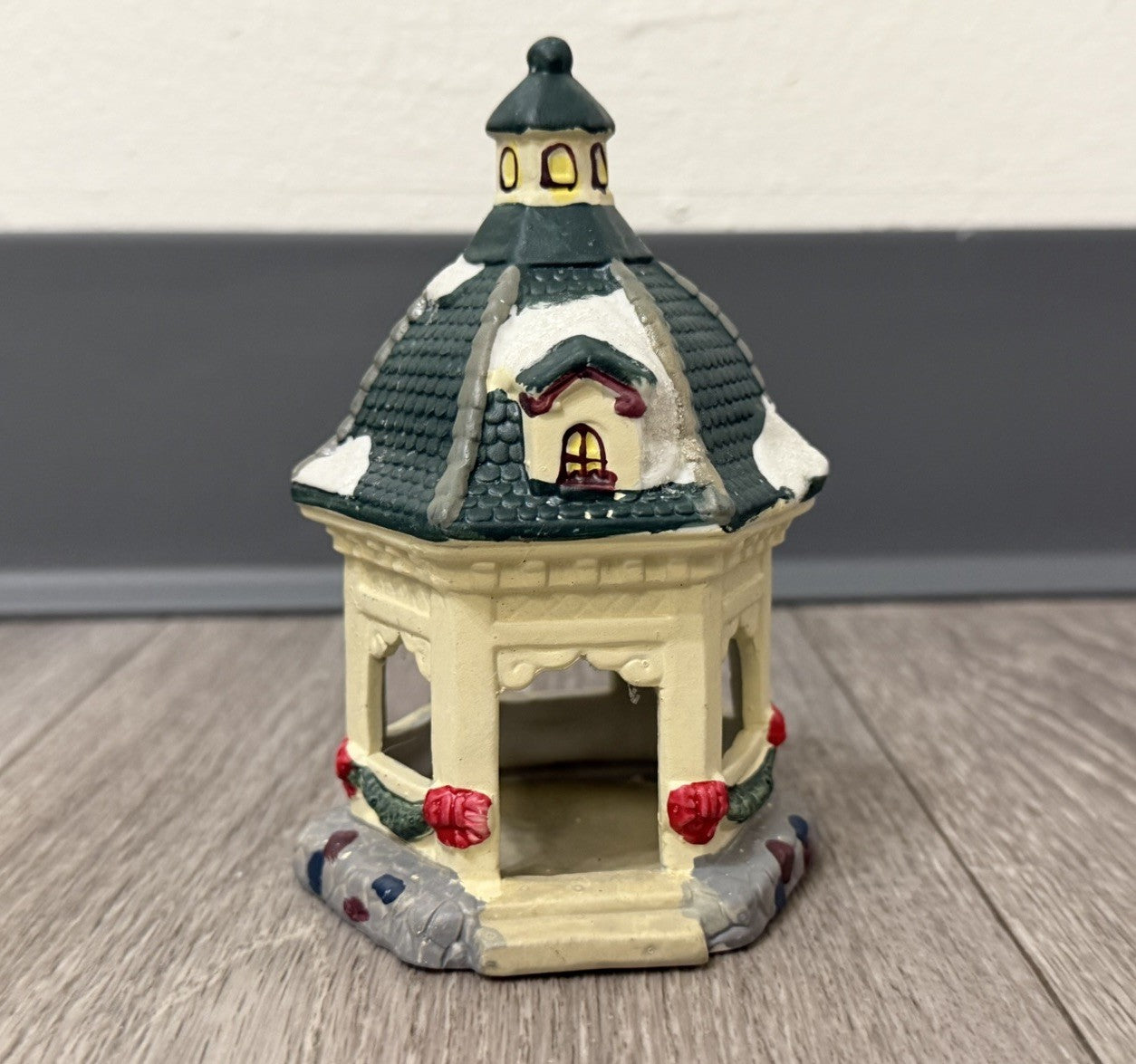 Vintage Christmas Village Gazebo for Holiday Town Figurines Winter Decorations