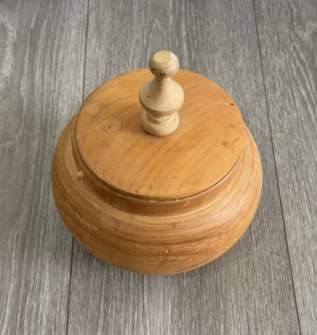 Vintage Wooden Bowl With Lid Trinket Bowl - Hand Turned Wood Jar - Small Storage