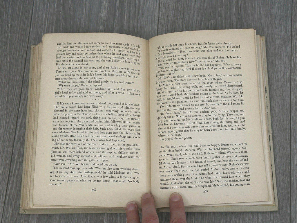 Pavilion of Women By Pearl S Buck First Edition (1946, HC)