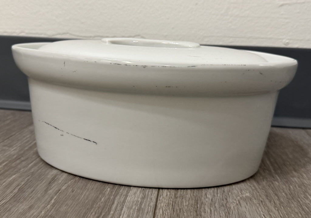 APILCO FRANCE Porcelaine a Feu White Oval Covered Casserole Dish