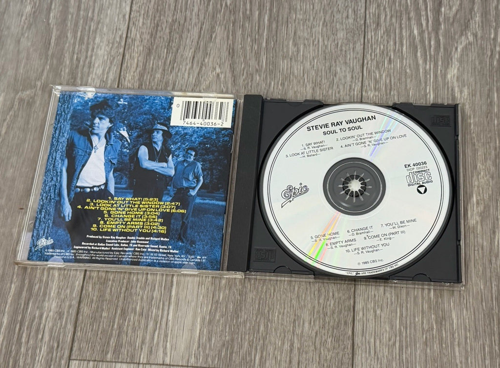 Stevie Ray Vaughan - Soul To Soul CD 1985 CBC Inc EK 40036