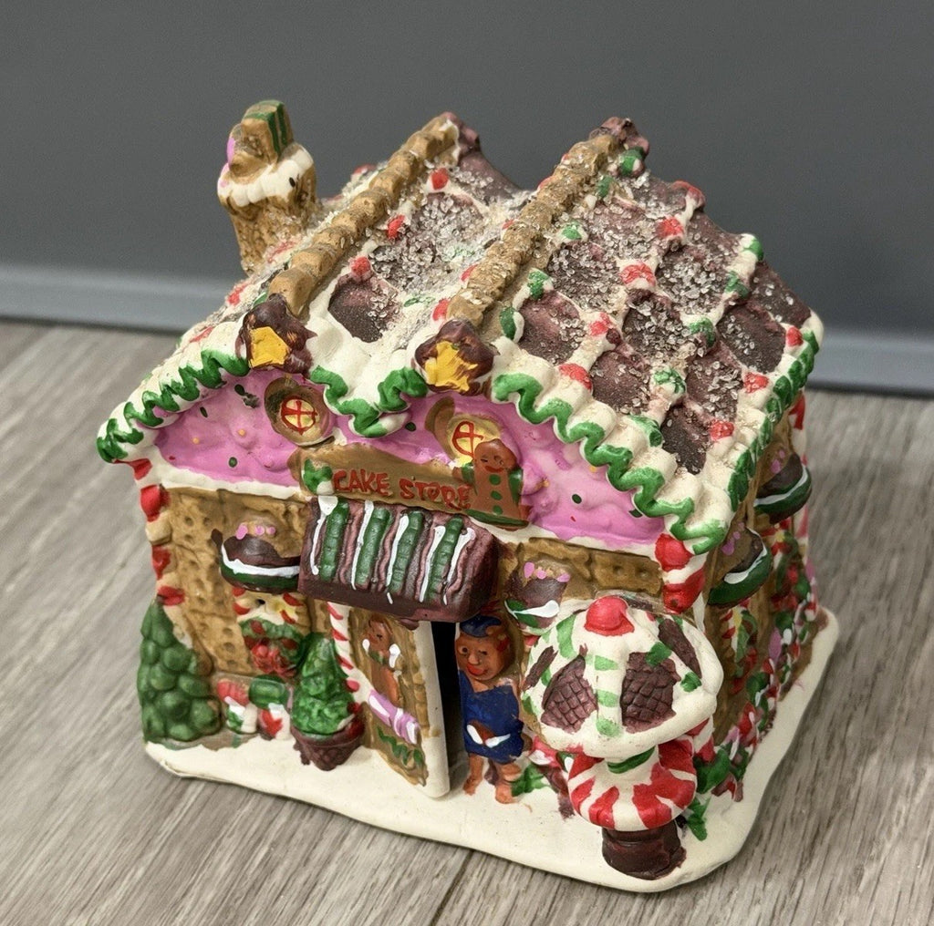Vintage Ginger Frost Lane 2005 CAKE SHOP Christmas Collectible Village Holiday