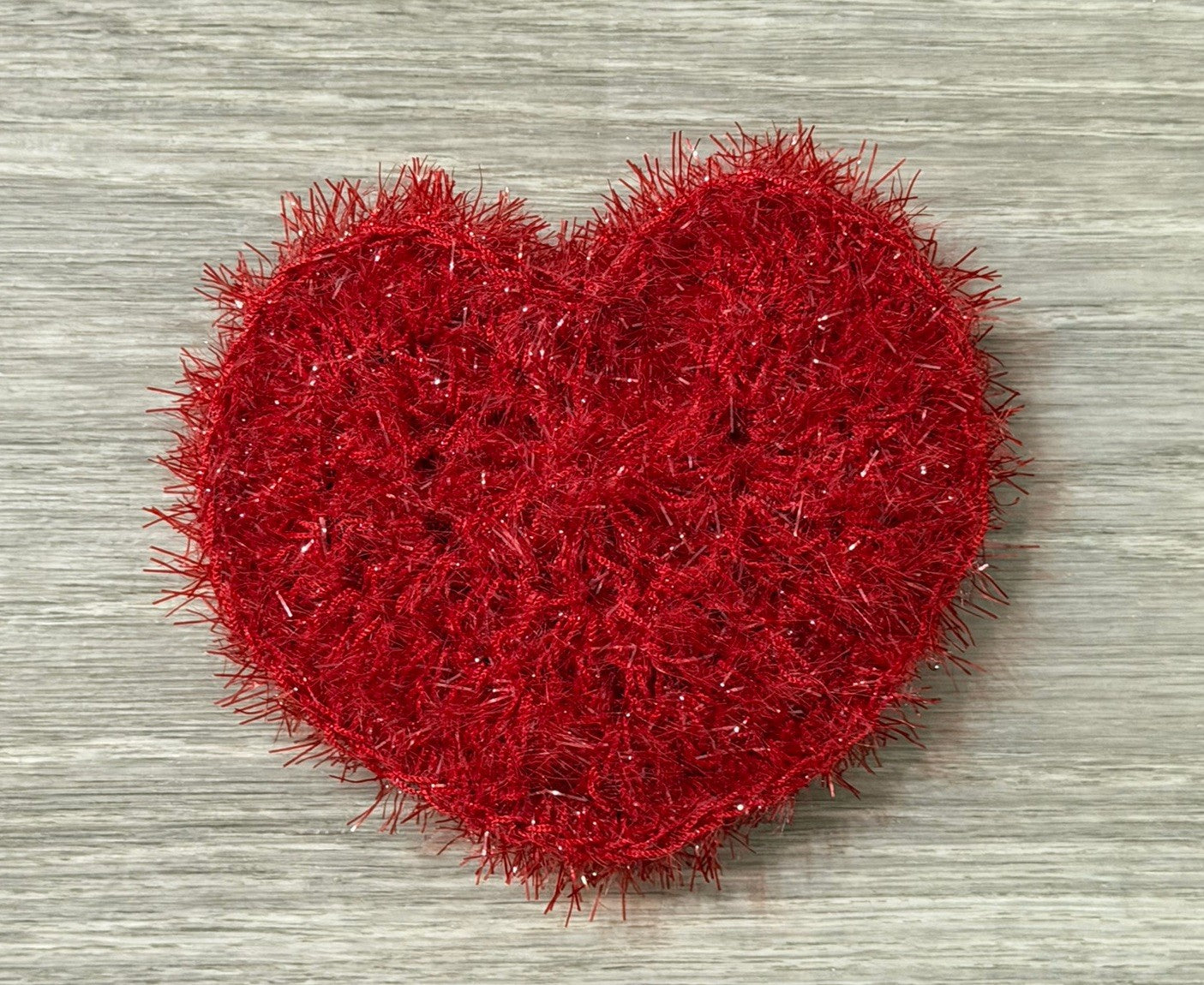 Dish Scrubber - Red Sparkle Heart Shape Non-Scratch Reusable for Kitchen Scrubby