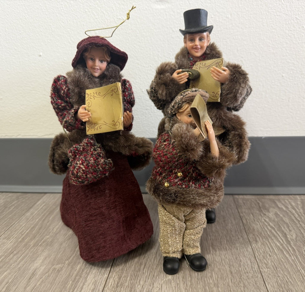 Vintage Christmas Carolers Caroling Dolls Tallest 11.25” Pacific Rim Holiday
