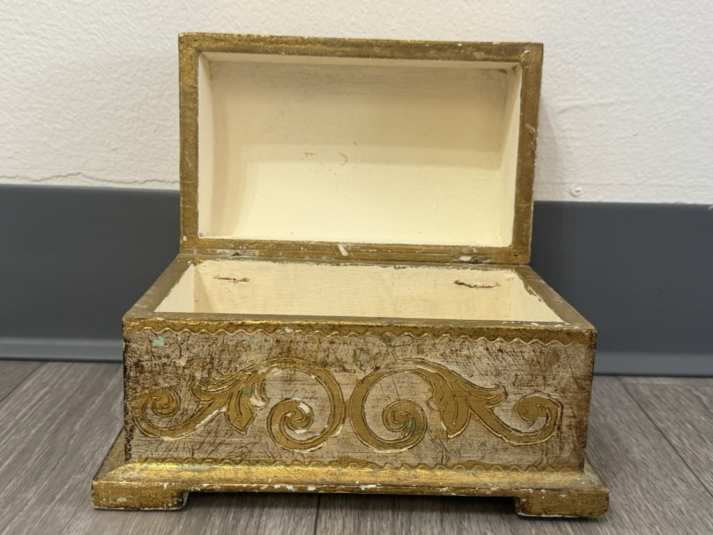 Vintage Domed Wood Gold Gilt Italian Florentine Footed Trinket Box 8”x5”x4.75”
