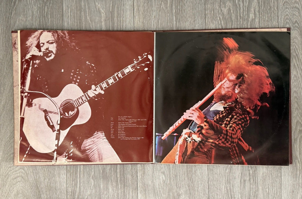 JETHRO TULL "Living In The Past" Double 2-LP Chrysalis Records 2CH 1035 booklet