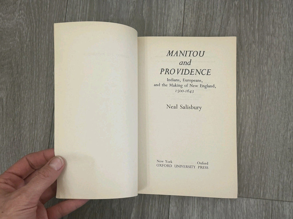 Manitou and Providence : Indians, Europeans, and the Making of Ne