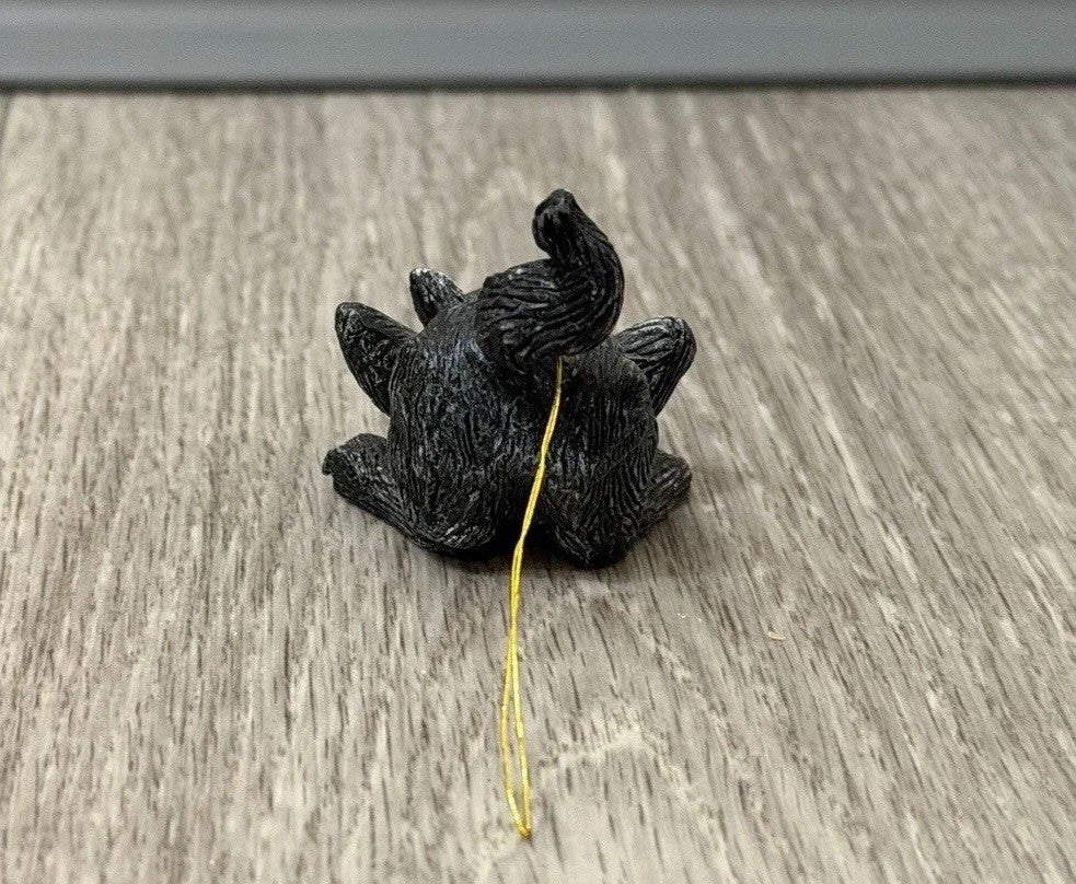 Vintage Small 1.75" Scary Resin Black Cat Hanging Ornament