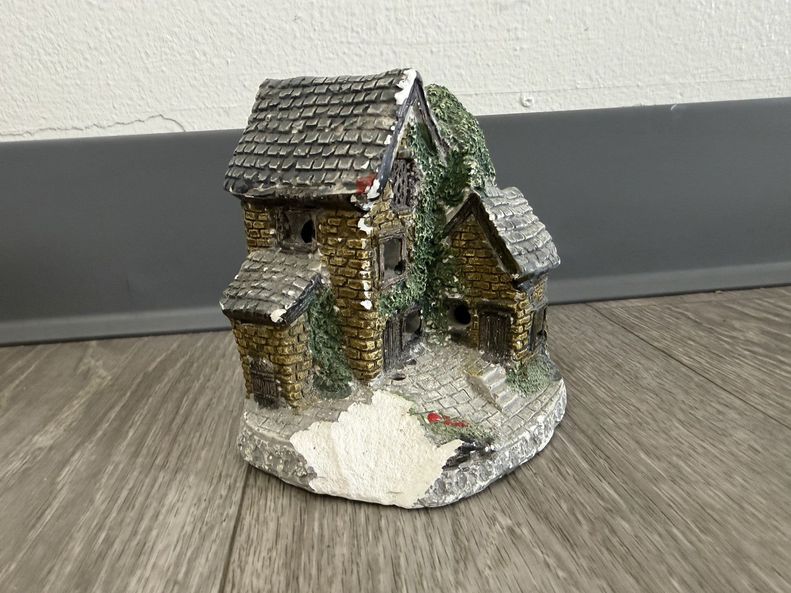Ivy Cottage Lighted Cottage Charmers Handpainted Handcrafted BROKEN