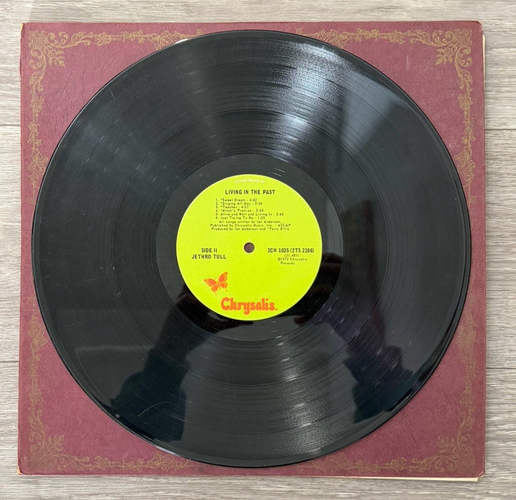 JETHRO TULL "Living In The Past" Double 2-LP Chrysalis Records 2CH 1035 booklet