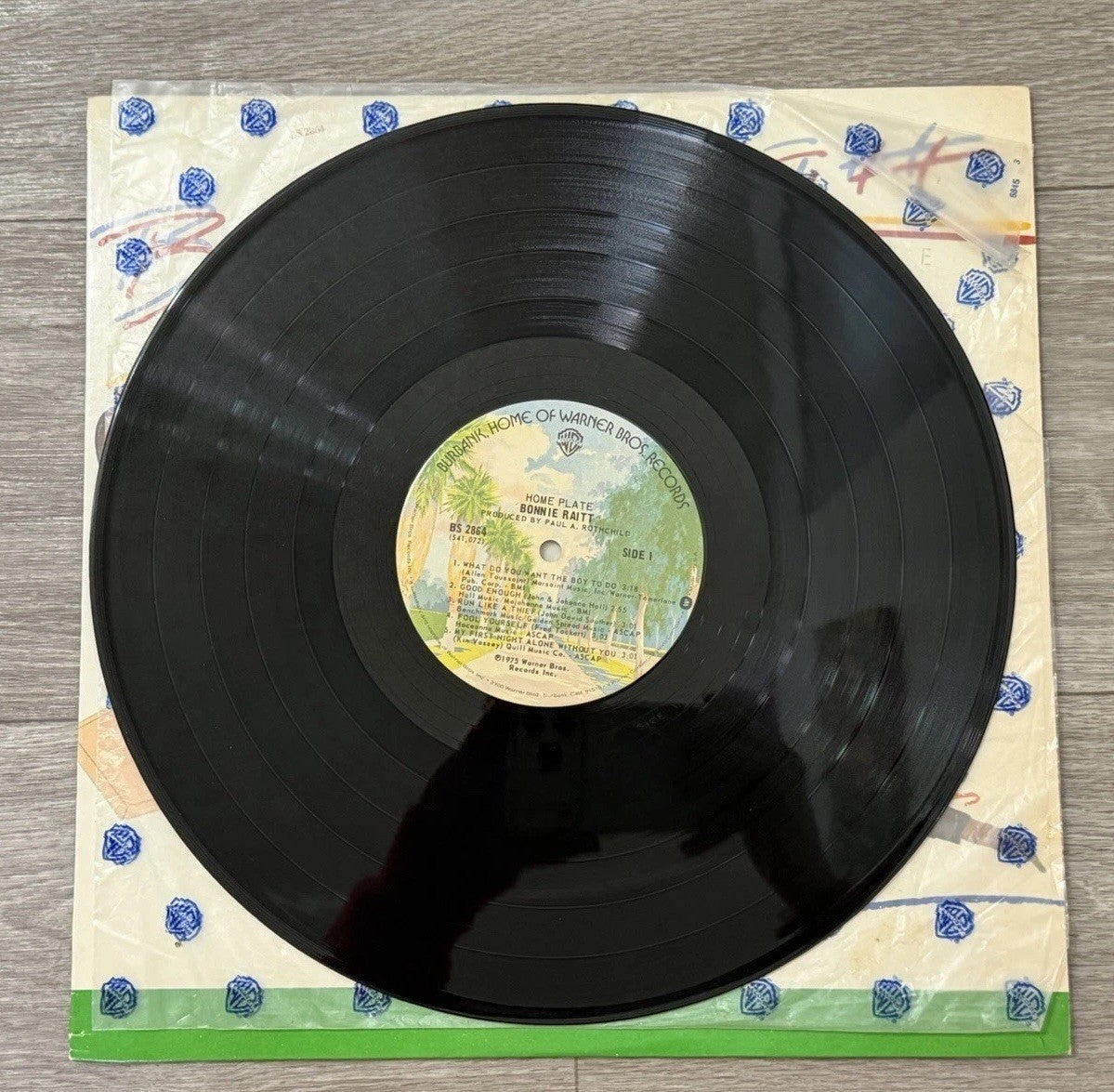 Bonnie Raitt Home Plate LP 1975 Warner Brothers Inner Sleeve Run Like A Thief