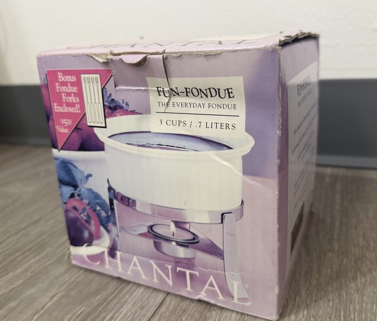 Chantal The Fun-Fondue Tealight Warmer Fondue forks not included