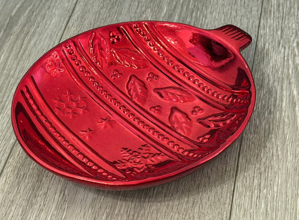 VTG Red Christmas Christmas Ball Ornament Candy Dish K’s Collection 7” Diameter