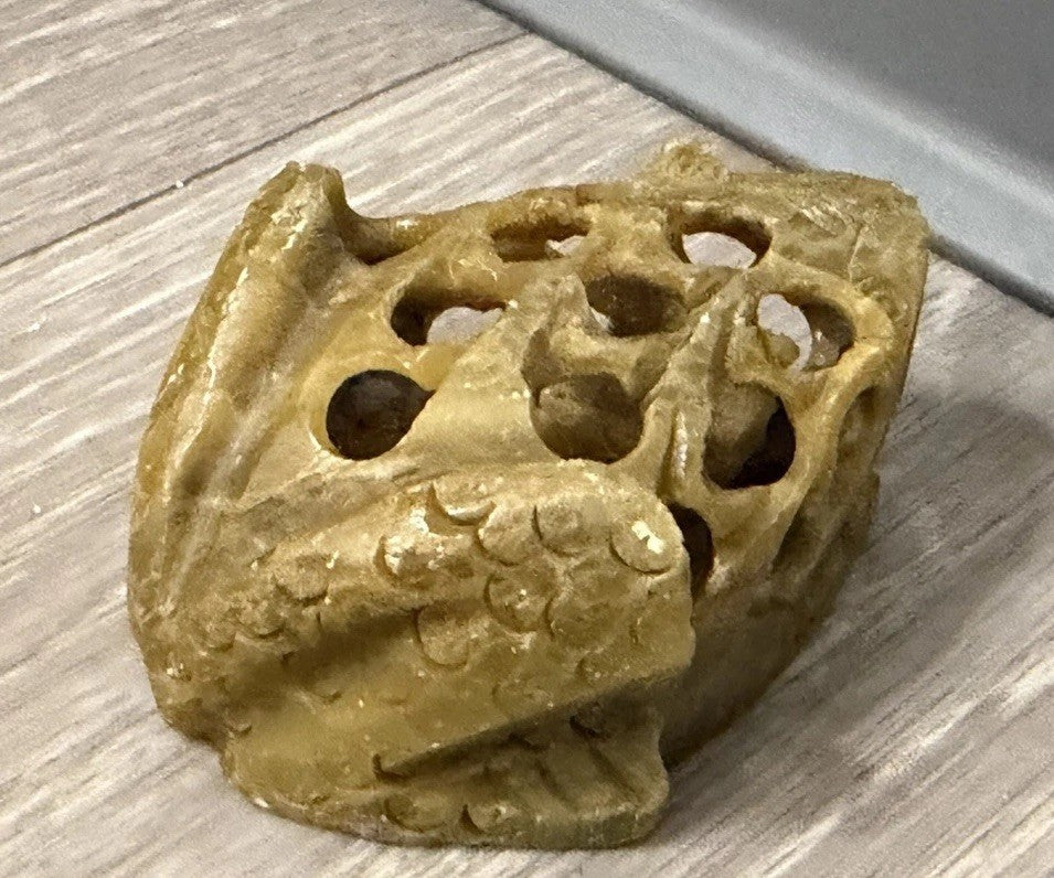 Soap Stone Hand Carved Green Frog Figurine 1 1/4" T x 2 3/4" x 2 1/2" India