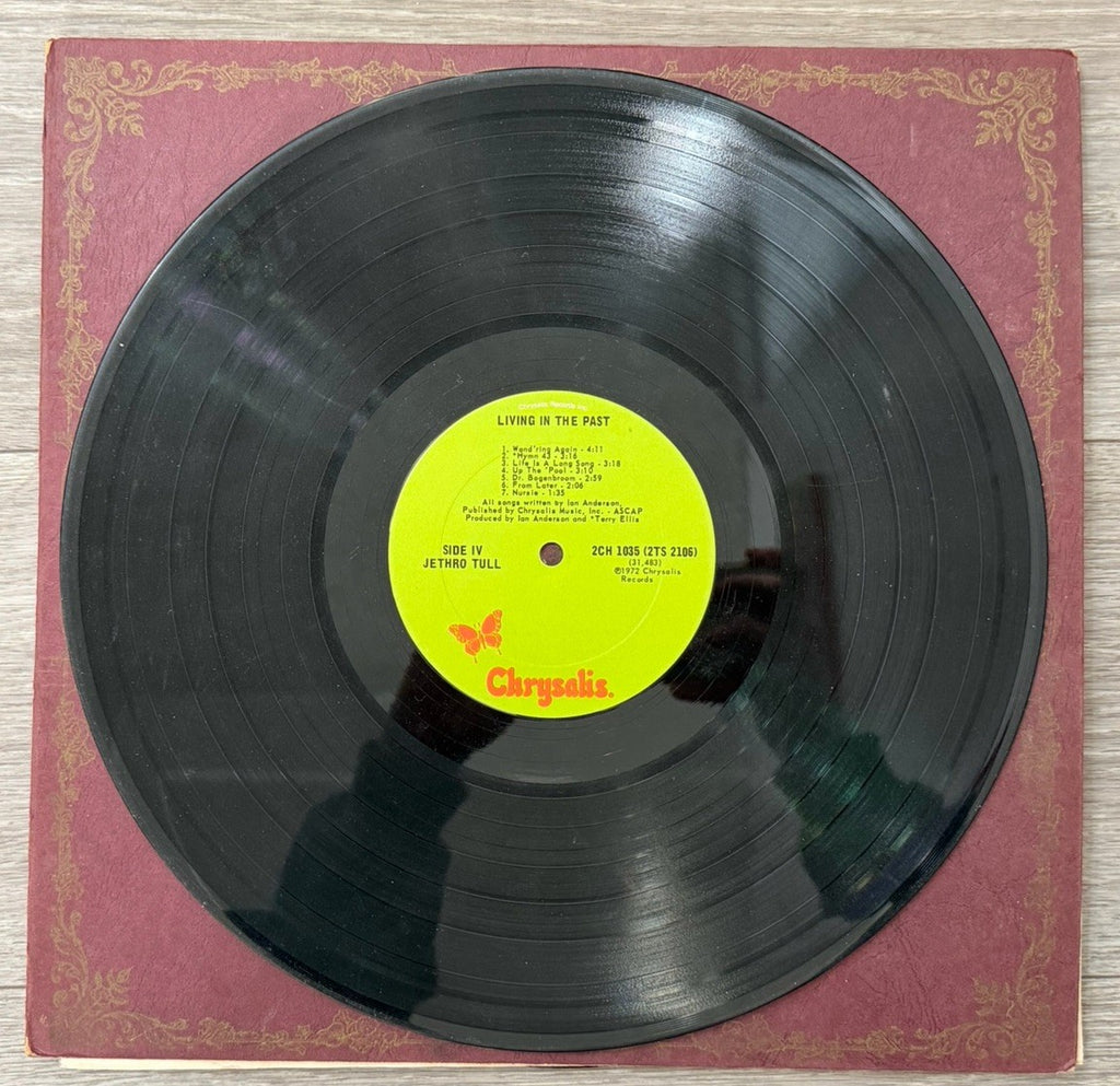 JETHRO TULL "Living In The Past" Double 2-LP Chrysalis Records 2CH 1035 booklet