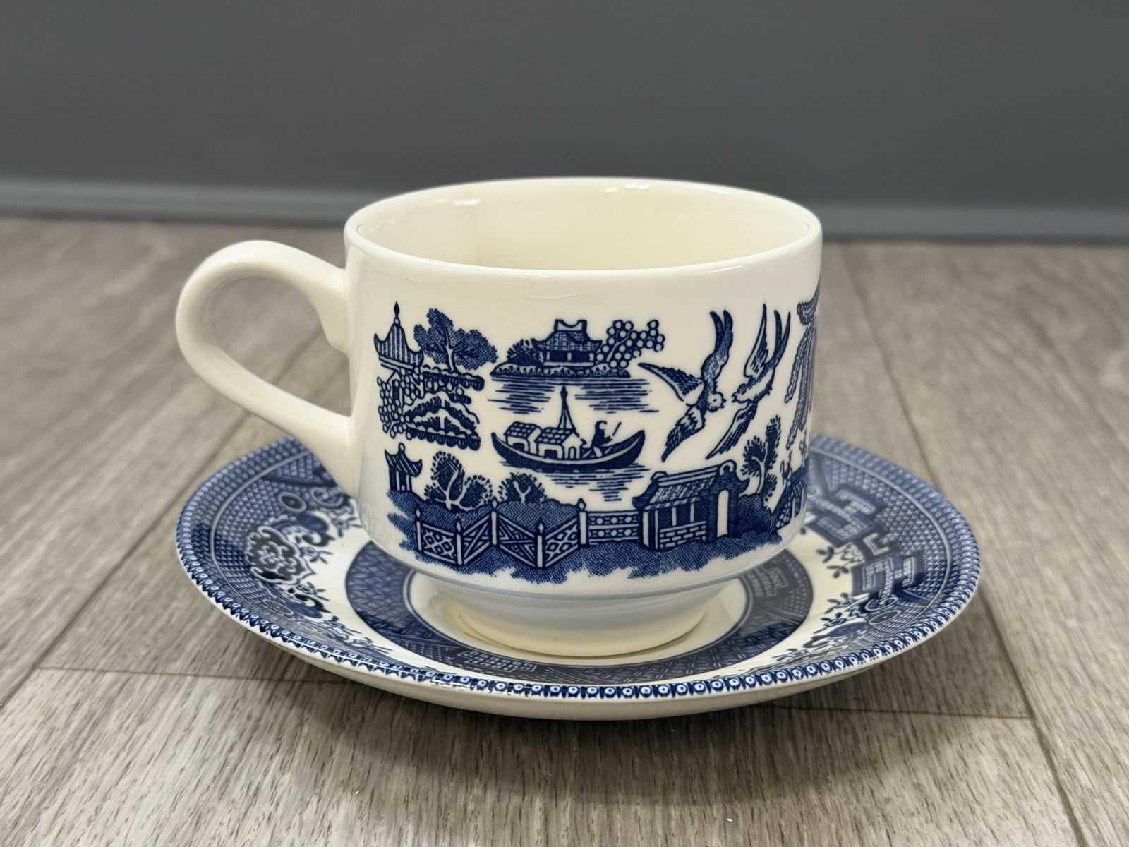 Churchill England Blue Willow Ceramic Teacup & Saucer England HAIRLINE CRACK