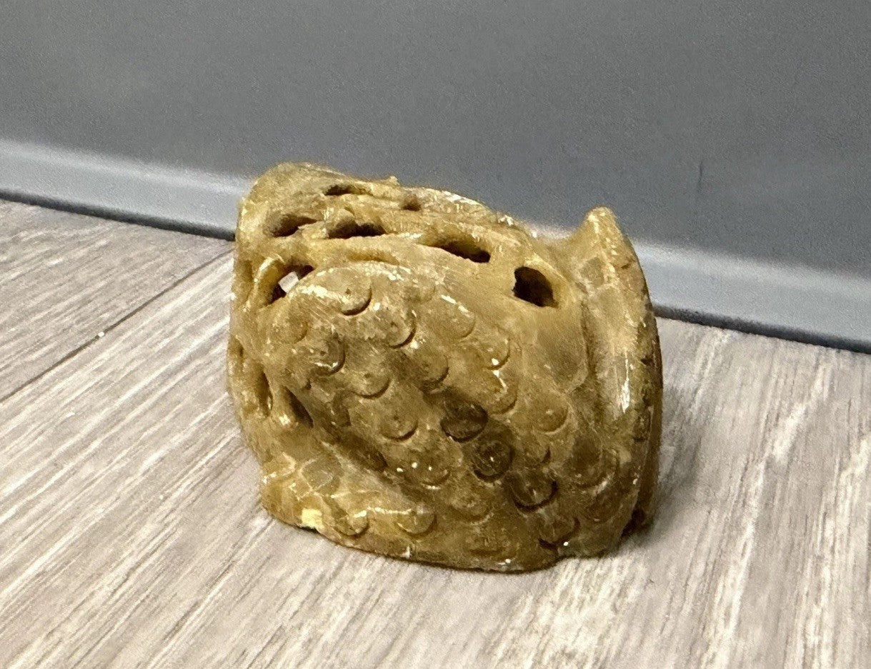 Soap Stone Hand Carved Green Frog Figurine 1 1/4" T x 2 3/4" x 2 1/2" India