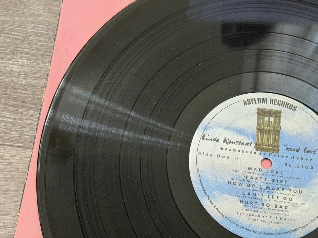 Linda Ronstadt Mad Love Vinyl 1980. SE501A