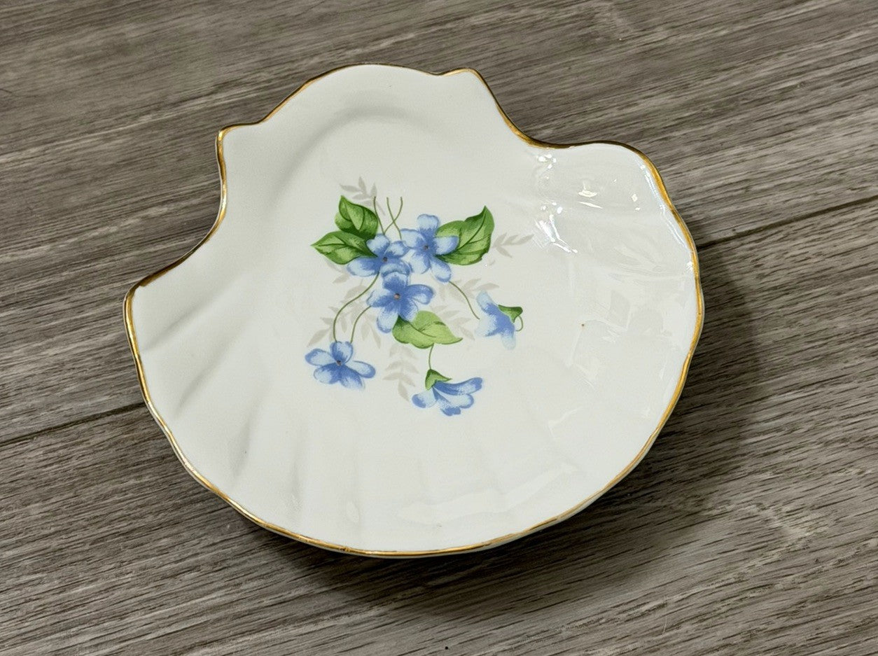 Vintage Apex Sea Clam Shell Gold Rim Blue Flowers Ceramic Trinket Dish