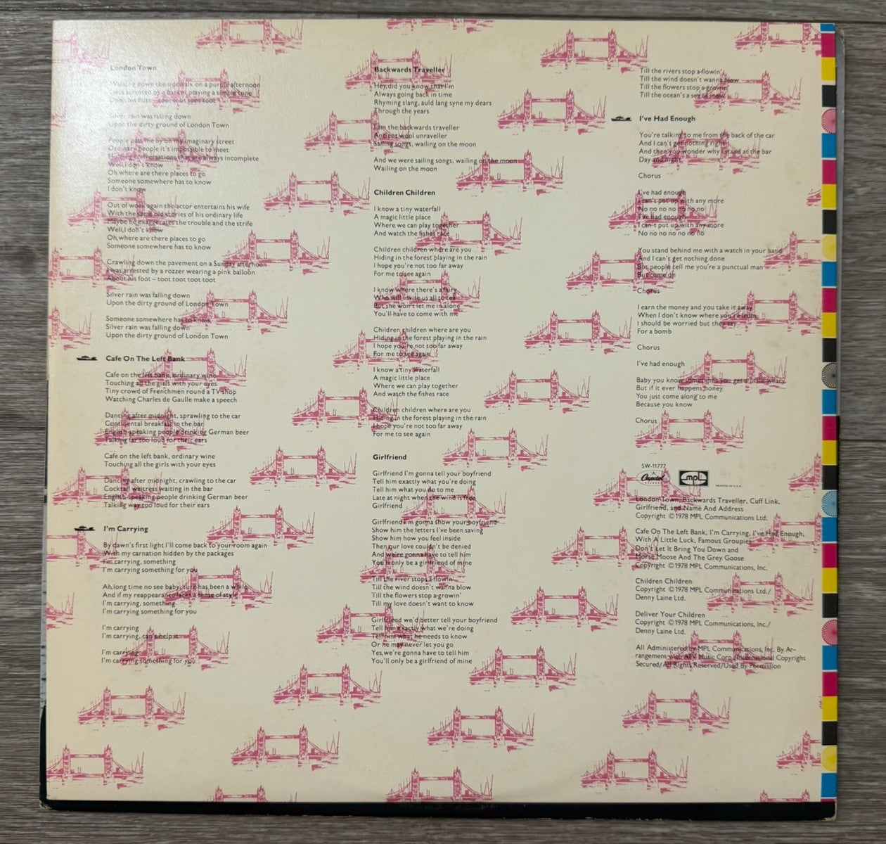 London Town SW-11777 with Poster VG/G+
