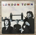London Town SW-11777 with Poster VG/G+