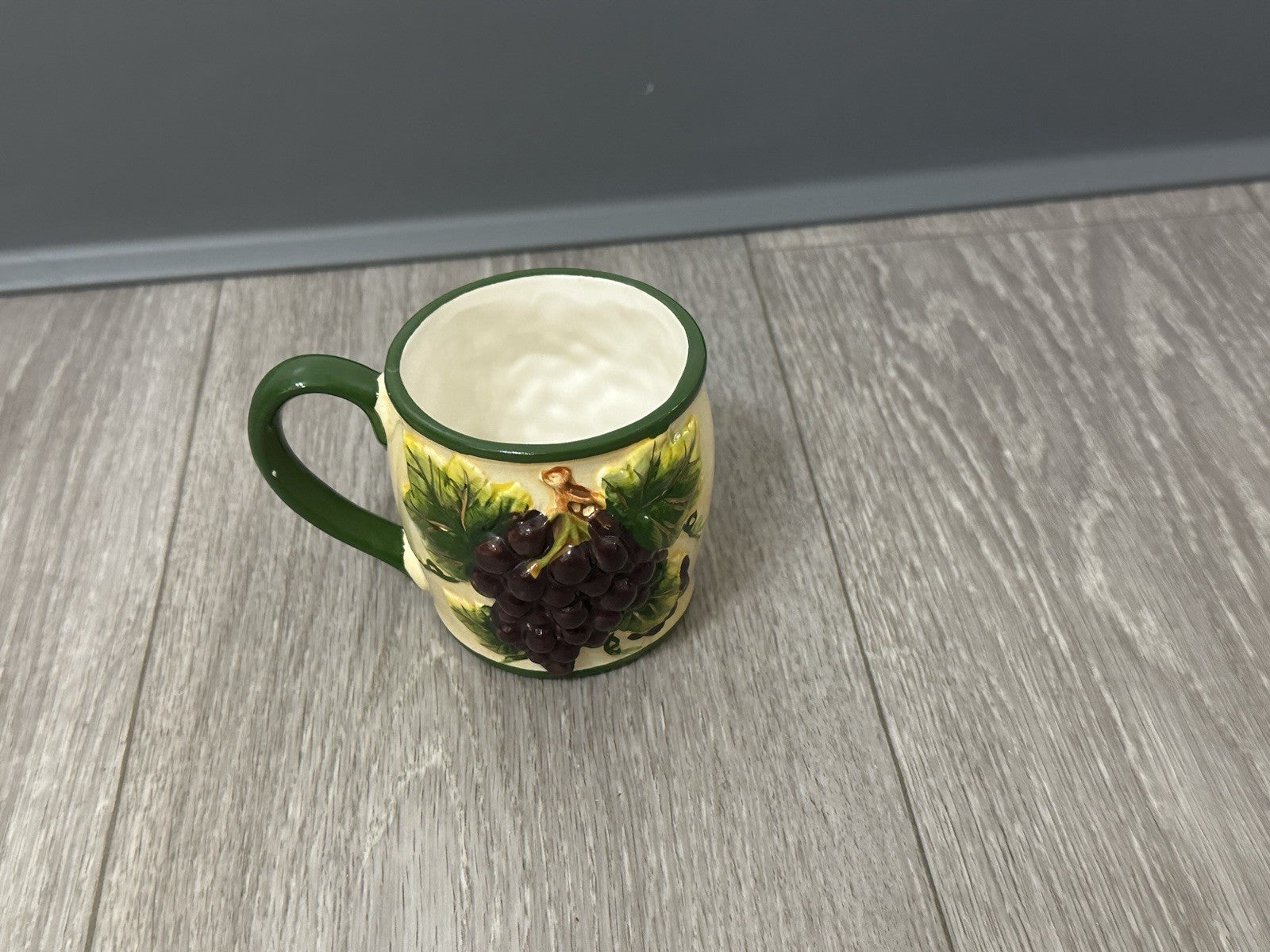 Vintage Italian Style Ceramic Grape Mug | Hand-Painted Relief, Red Grapes