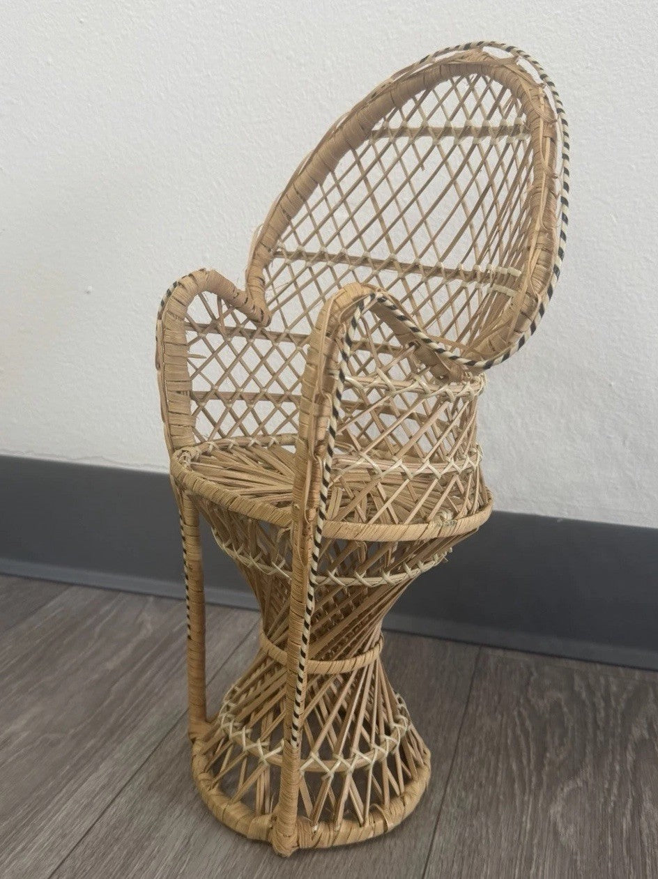 Peacock Chair Doll Chair/Plant Stand Boho Décor Wicker Rattan 16.5” Tall DAMAGED