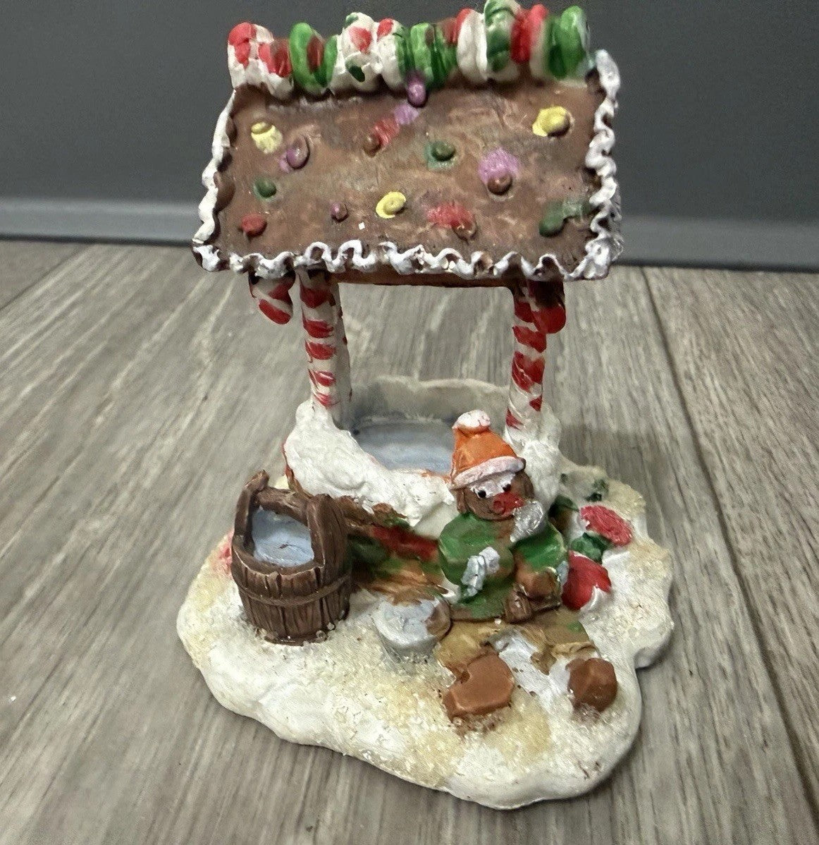 Vintage 2005 Gingerfrost Lane Christmas Village Accessories Wishing Well 3 Inch