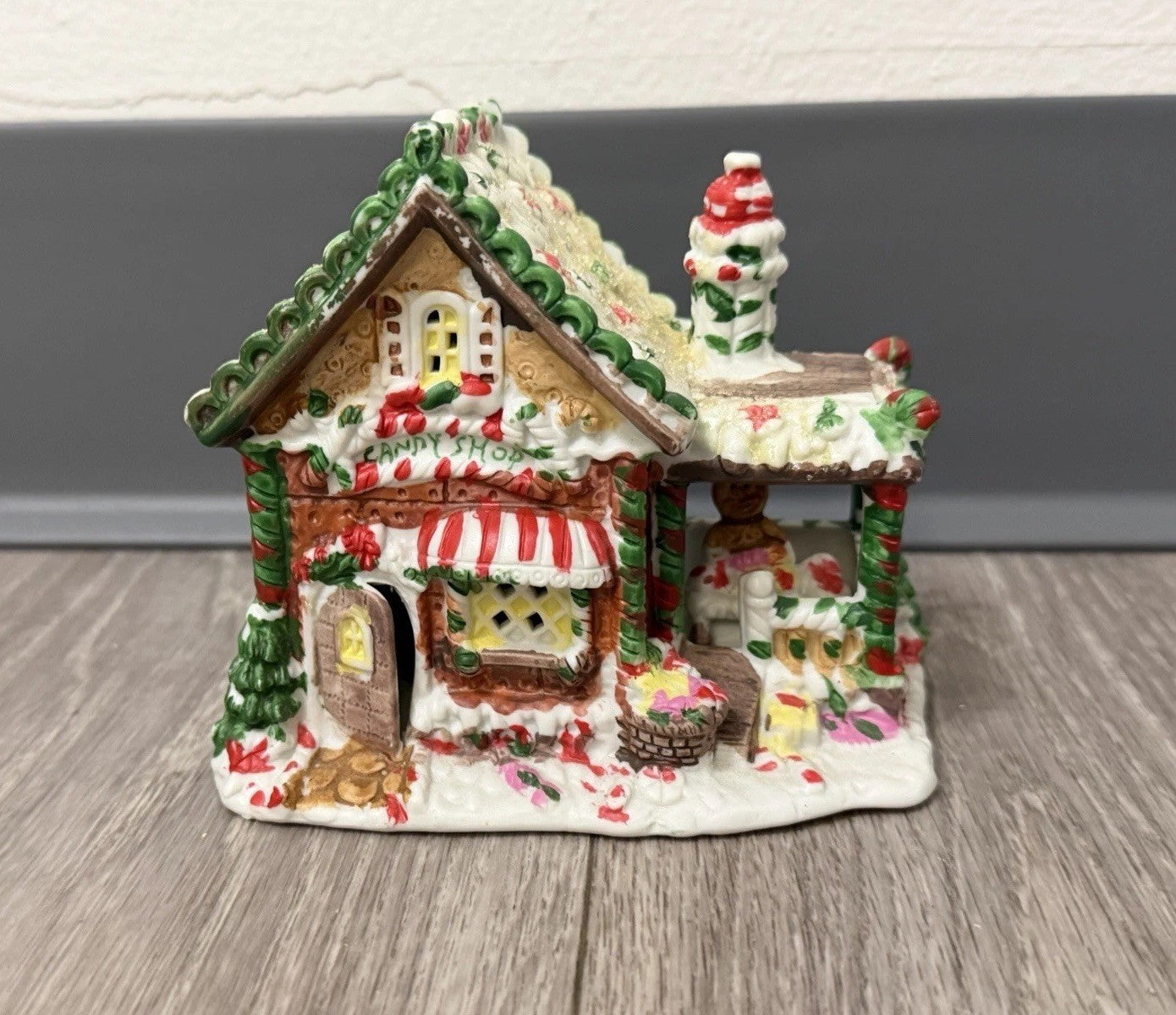 GINGER FROST LANE 2005 "CANDY SHOP" Christmas