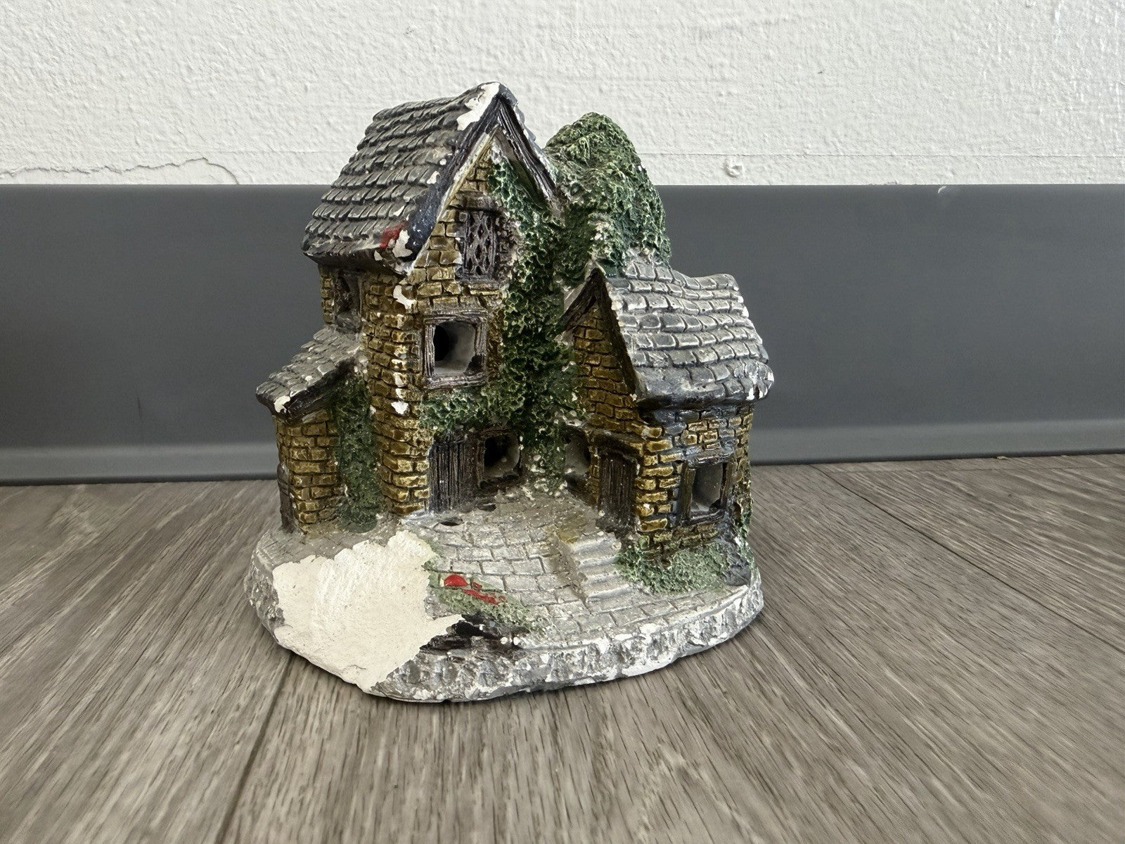 Ivy Cottage Lighted Cottage Charmers Handpainted Handcrafted BROKEN