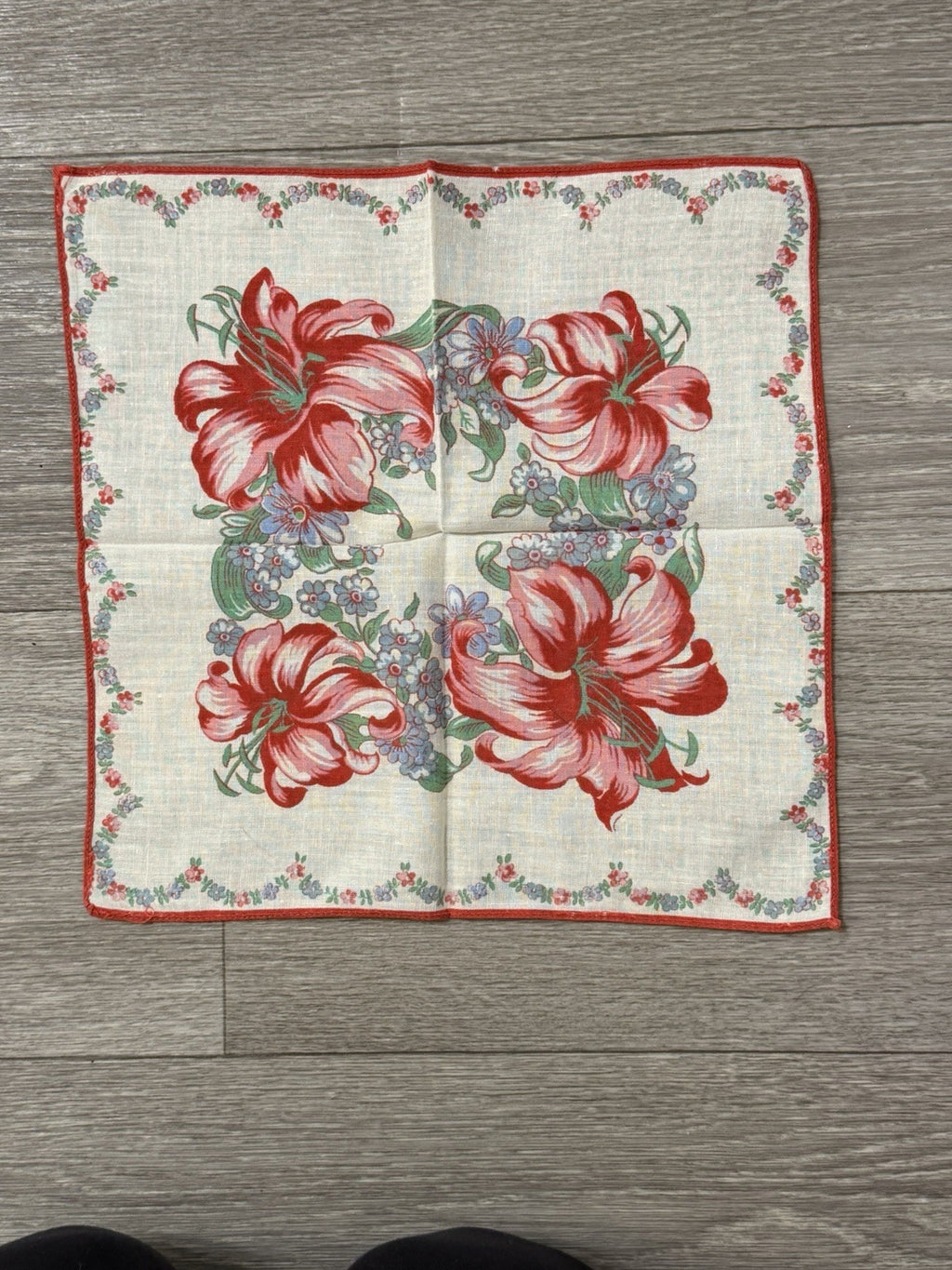 Vintage Red Lily Floral & Blue Forget-Me-Nots Handkerchief Hanky Flowers 10.75"