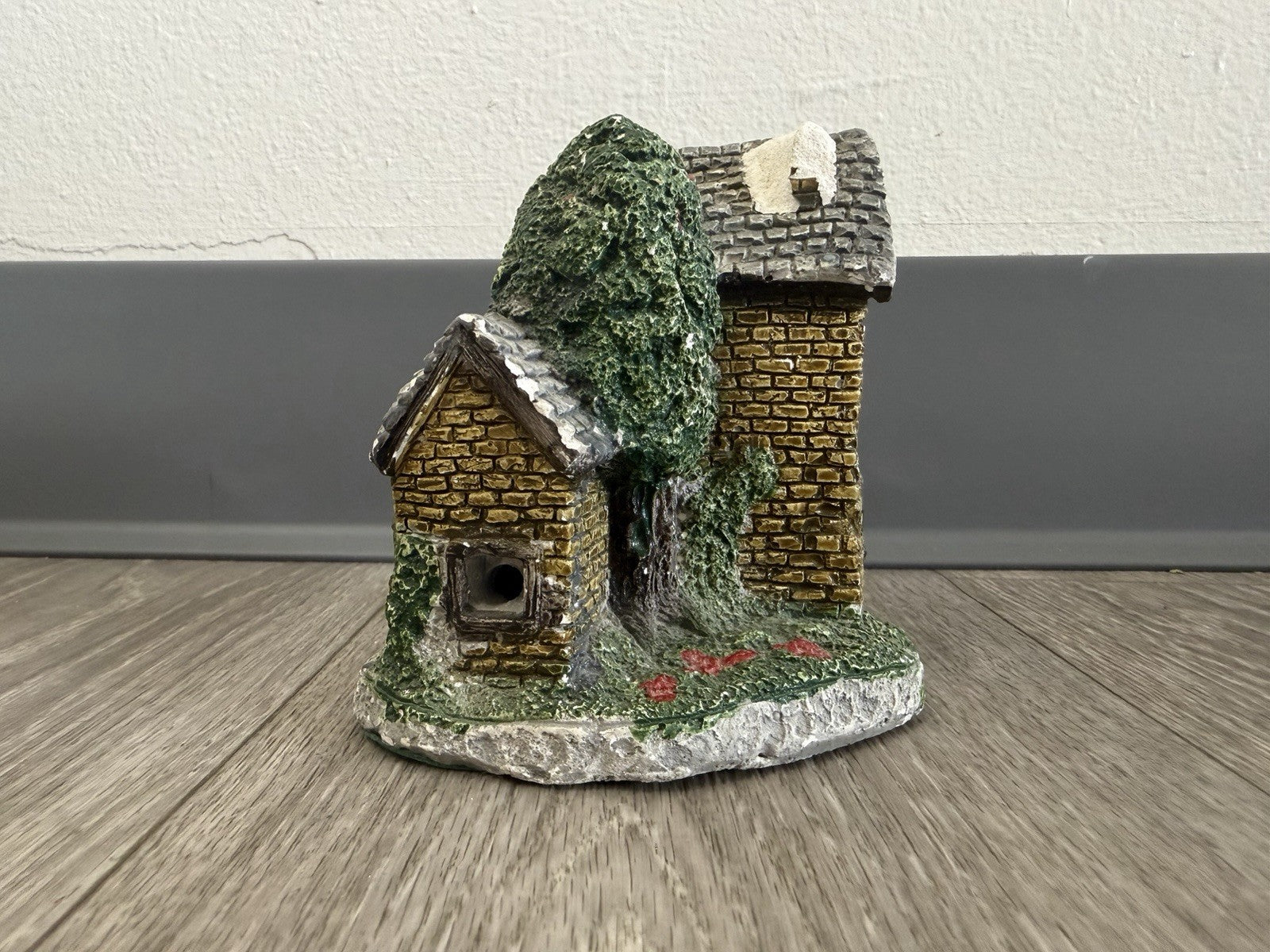 Ivy Cottage Lighted Cottage Charmers Handpainted Handcrafted BROKEN