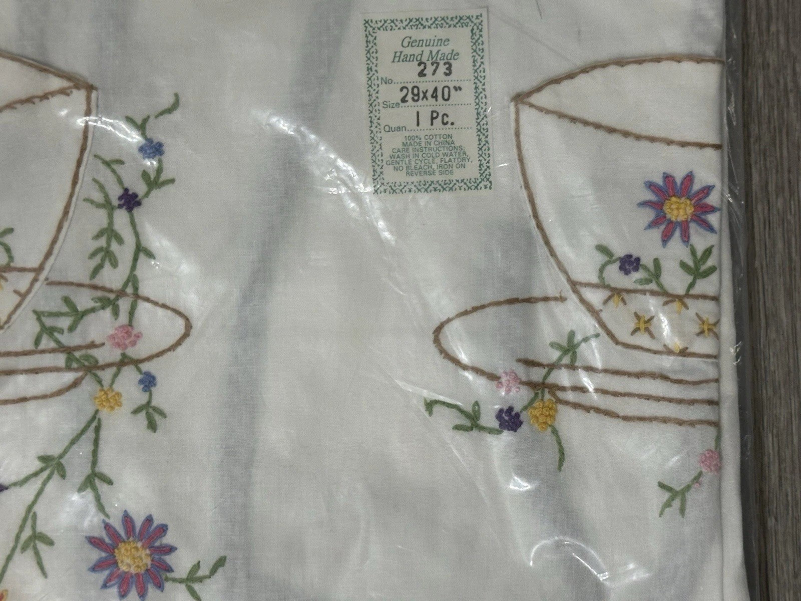 VINTAGE Embroidered Teacup Pockets Apron Handmade  No Bib 29 X 40” FLORAL - NIP