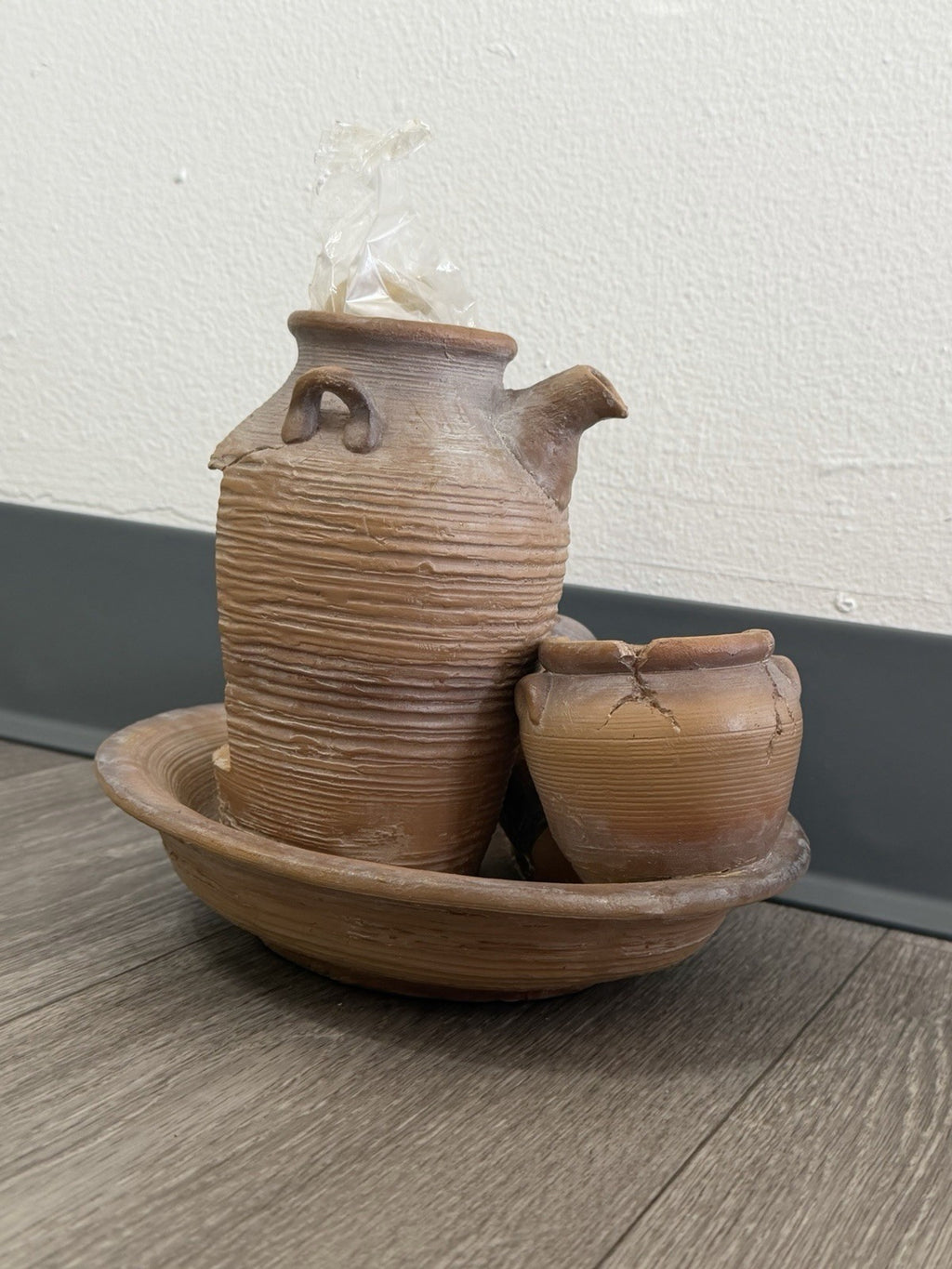 Tabletop Water Fountain Rustic Faux Pottery Sculpture– Folk Art Decor