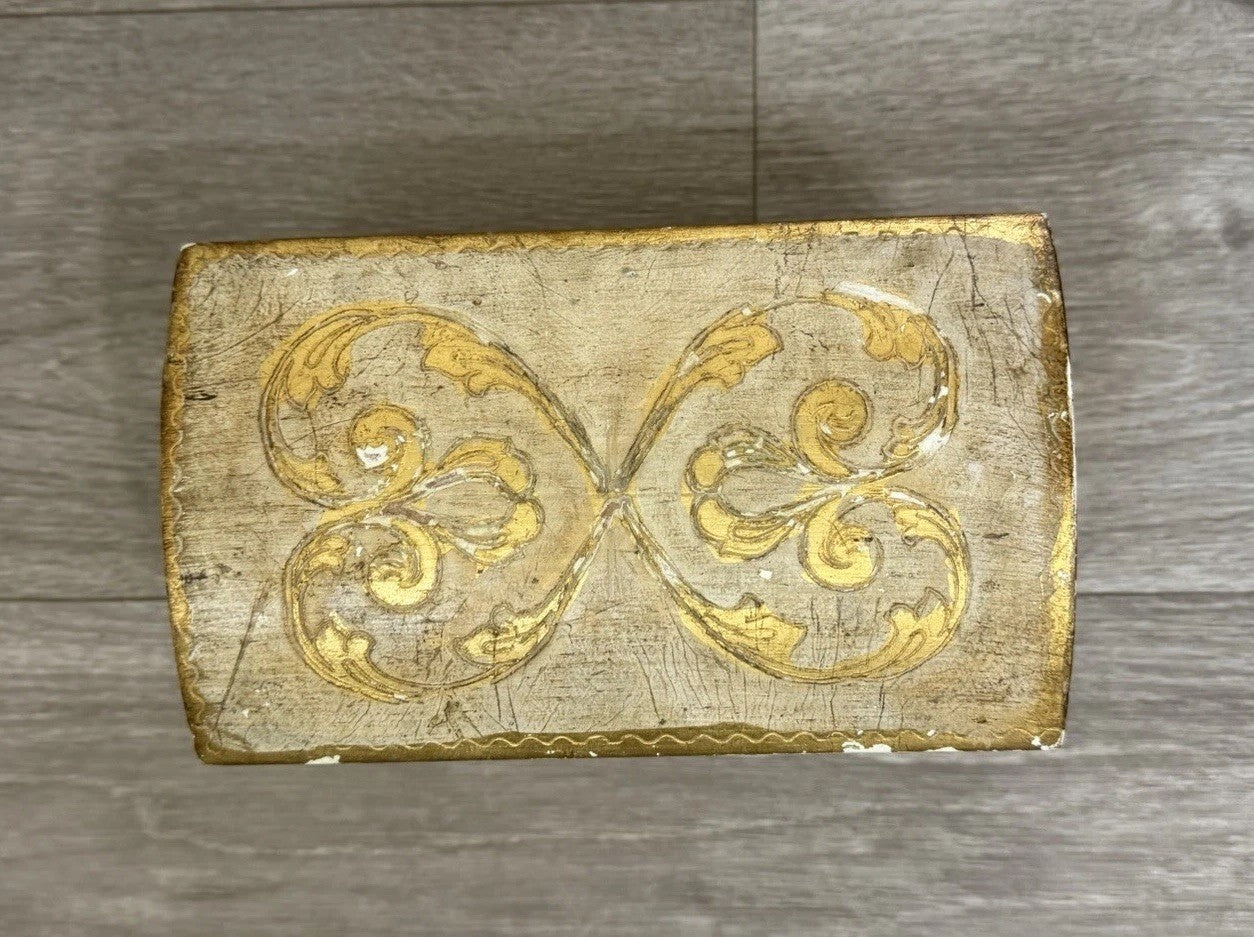 Vintage Domed Wood Gold Gilt Italian Florentine Footed Trinket Box 8”x5”x4.75”