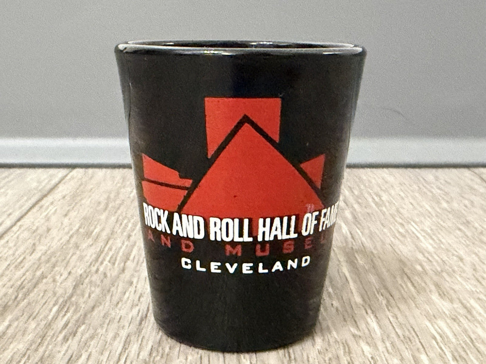 ROCK & ROLL HALL OF FAME MUSEUM SHOT CUP CERAMIC 1998 CLEVELAND OHIO