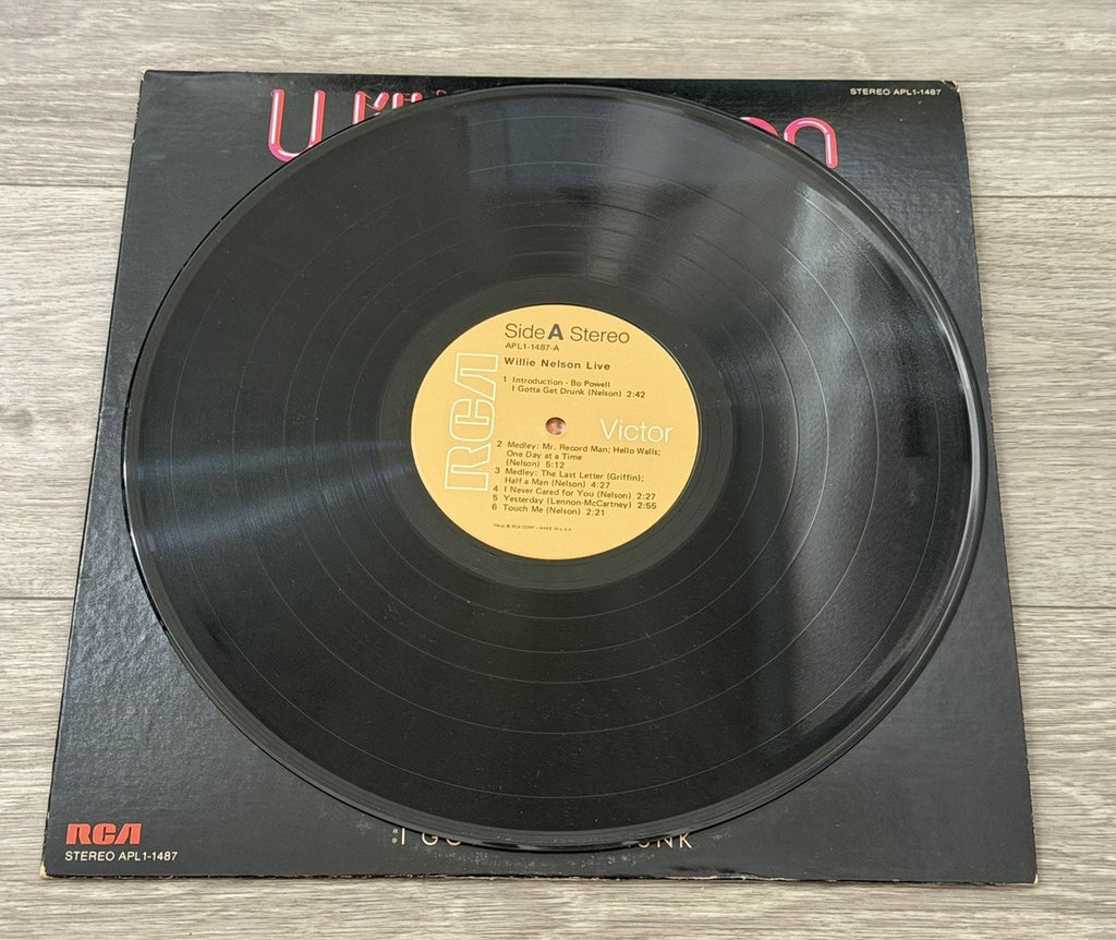 Wiilie Nelson Live I Gotta get Drunk 1976 RCA Stereo APL1-1487 -Inner Sleeve
