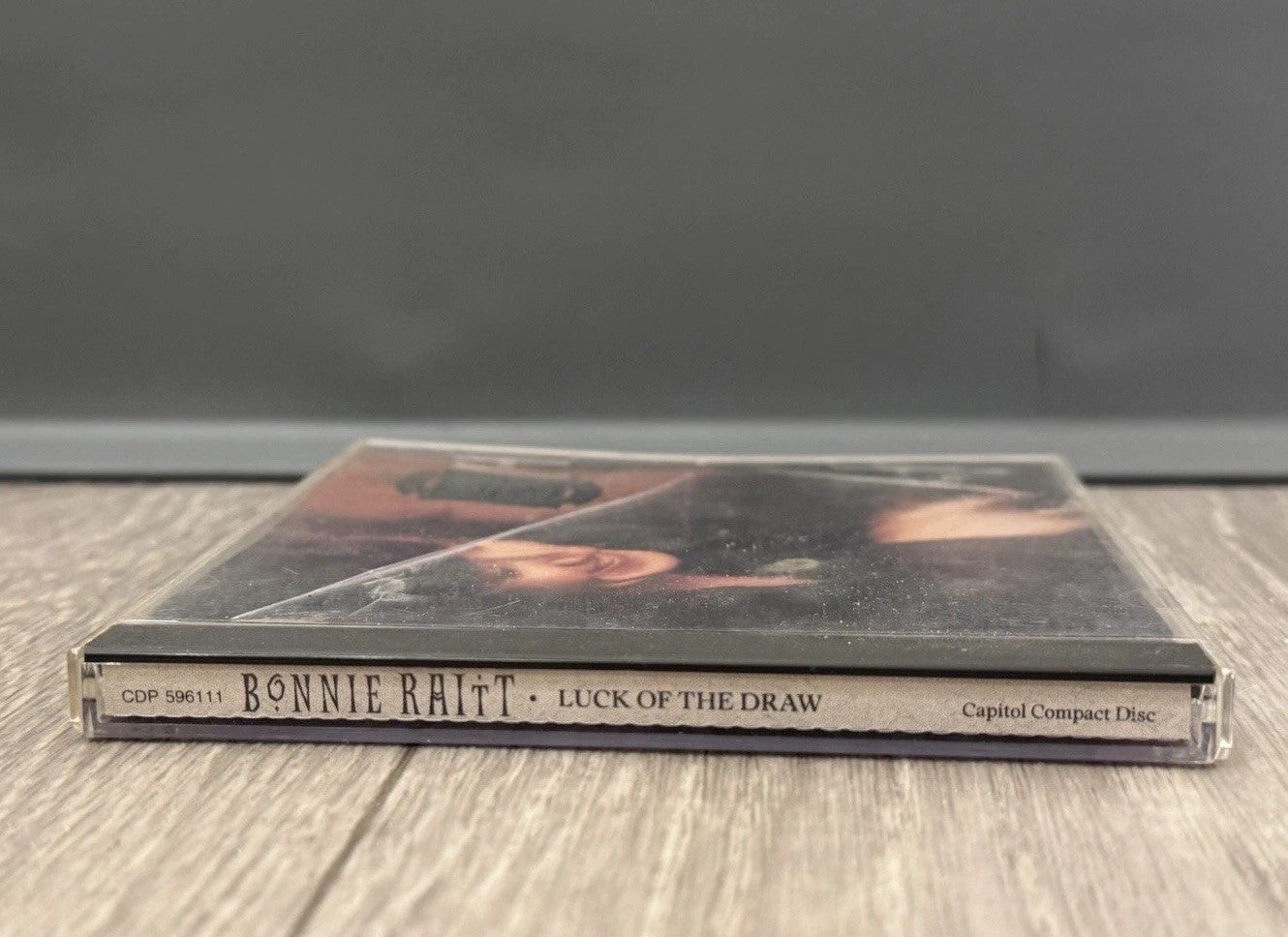 Bonnie Raitt - Luck of the Draw (Jun-1991, Capitol/EMI Records) CASE CRACKED