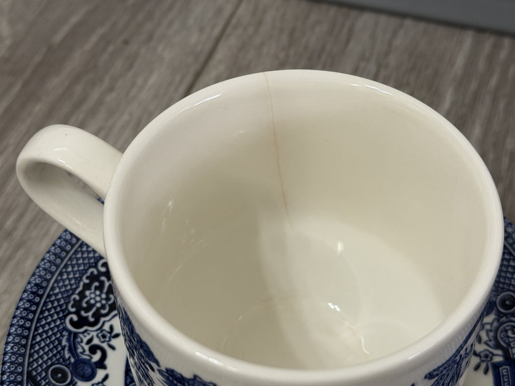 Churchill England Blue Willow Ceramic Teacup & Saucer England HAIRLINE CRACK