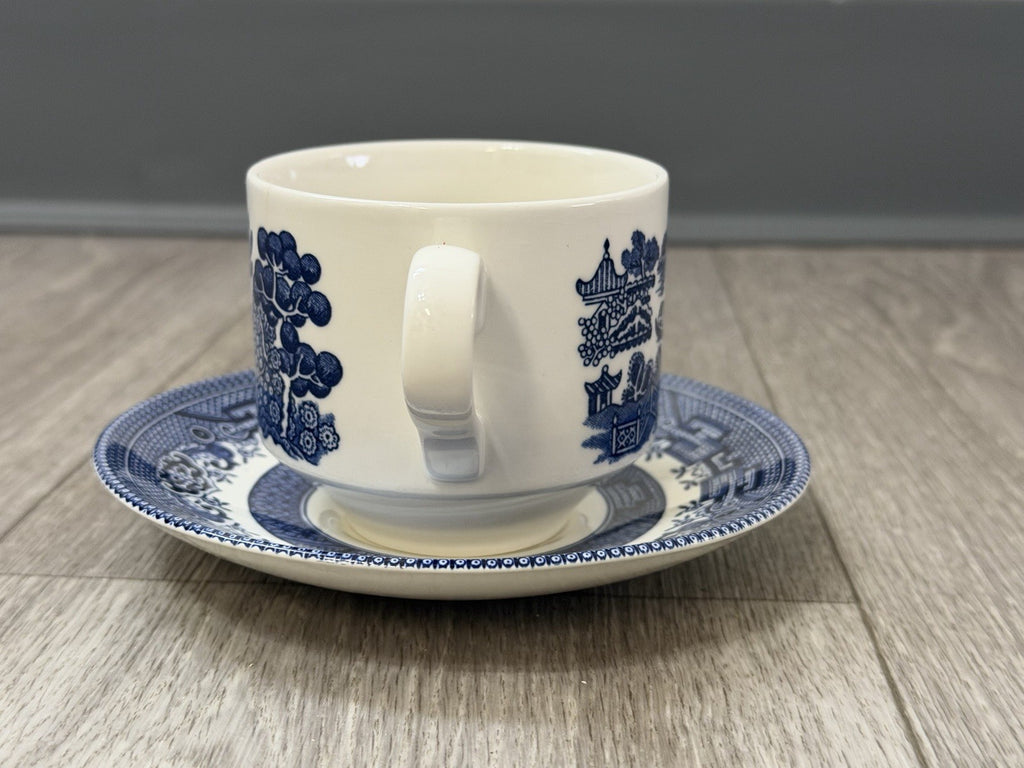 Churchill England Blue Willow Ceramic Teacup & Saucer England HAIRLINE CRACK