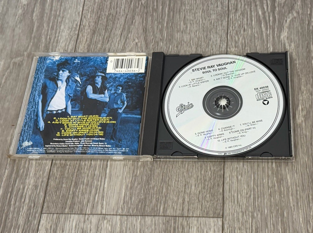 Stevie Ray Vaughan - Soul To Soul CD 1985 CBC Inc EK 40036