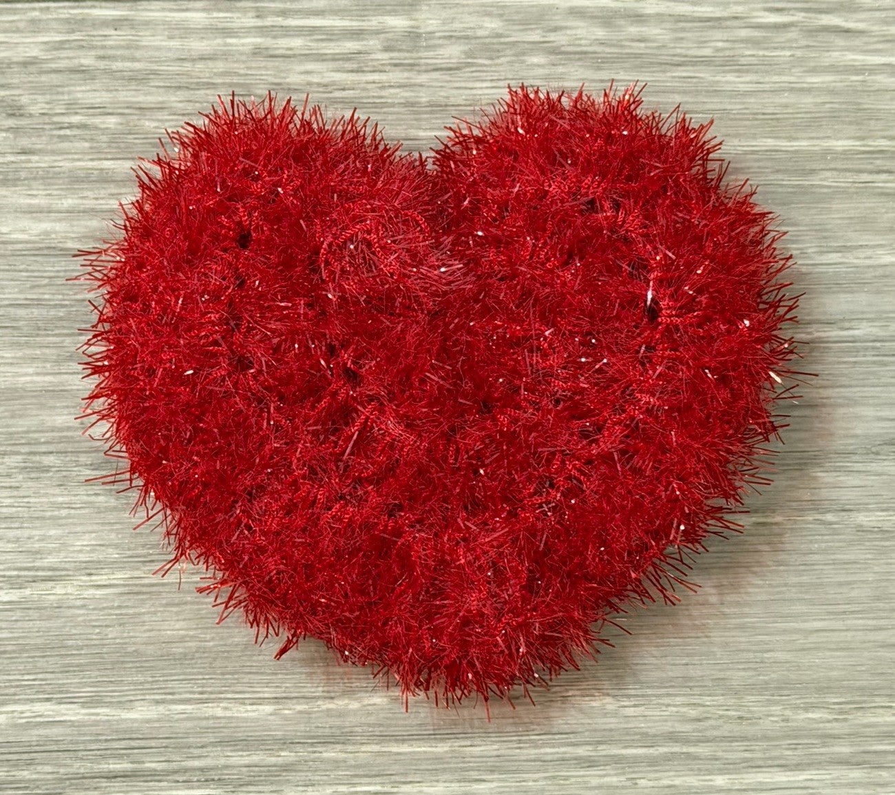 Dish Scrubber - Red Sparkle Heart Shape Non-Scratch Reusable for Kitchen Scrubby