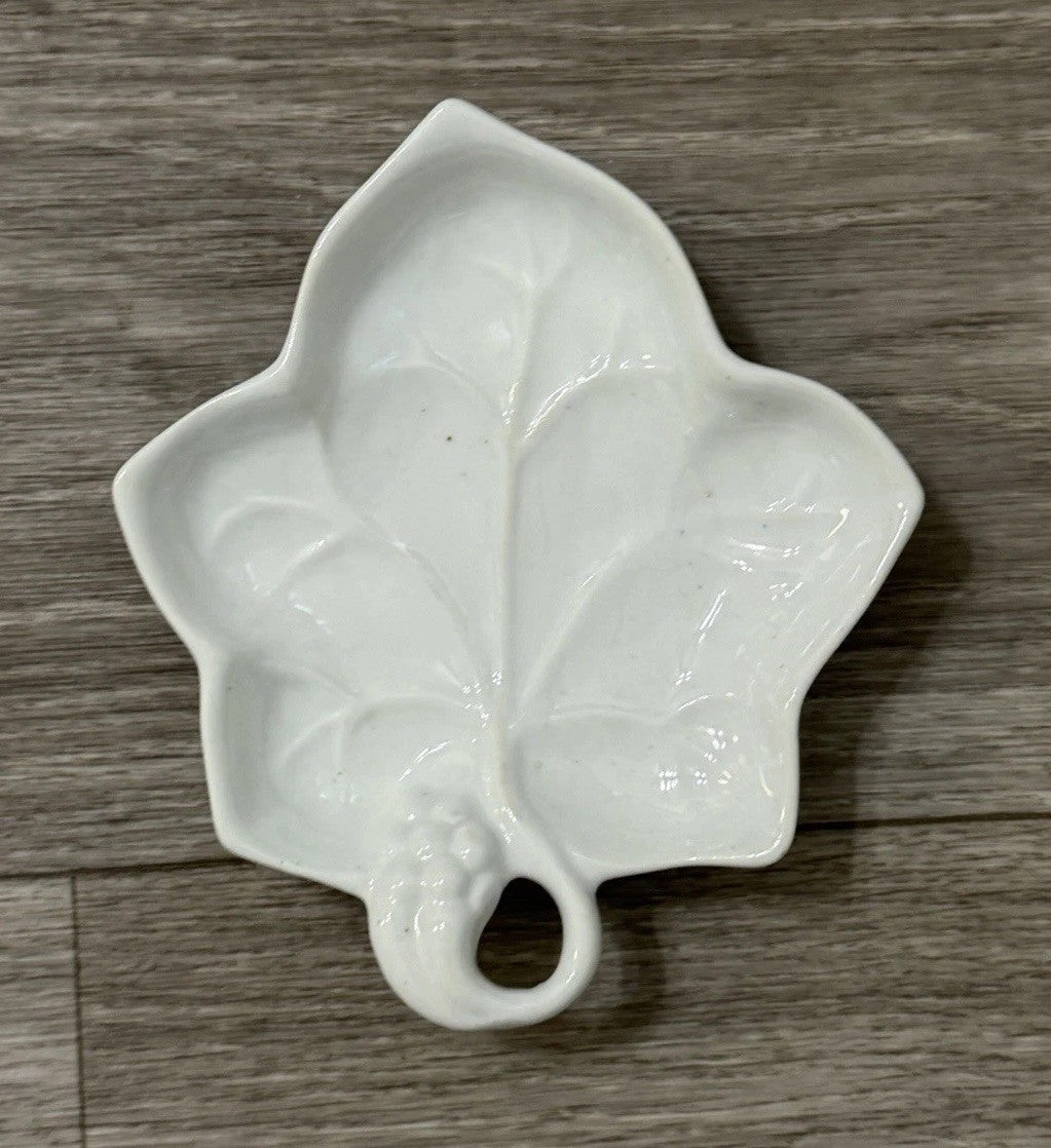 Vintage 1987 Lillian Vernon 67 Grape Leaf shape Trinket Plate White Porcelain