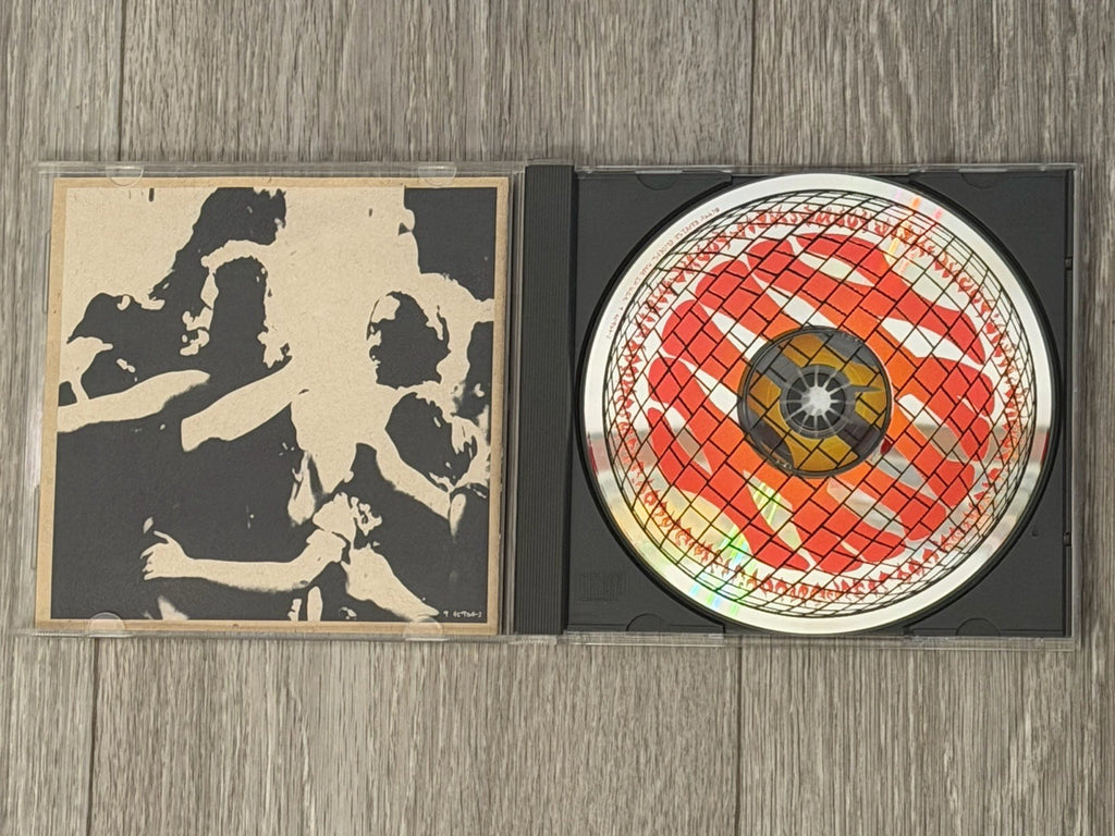 Mirror Ball By Neil Young Audio (CD/1995) Reprise Records Cracked Case