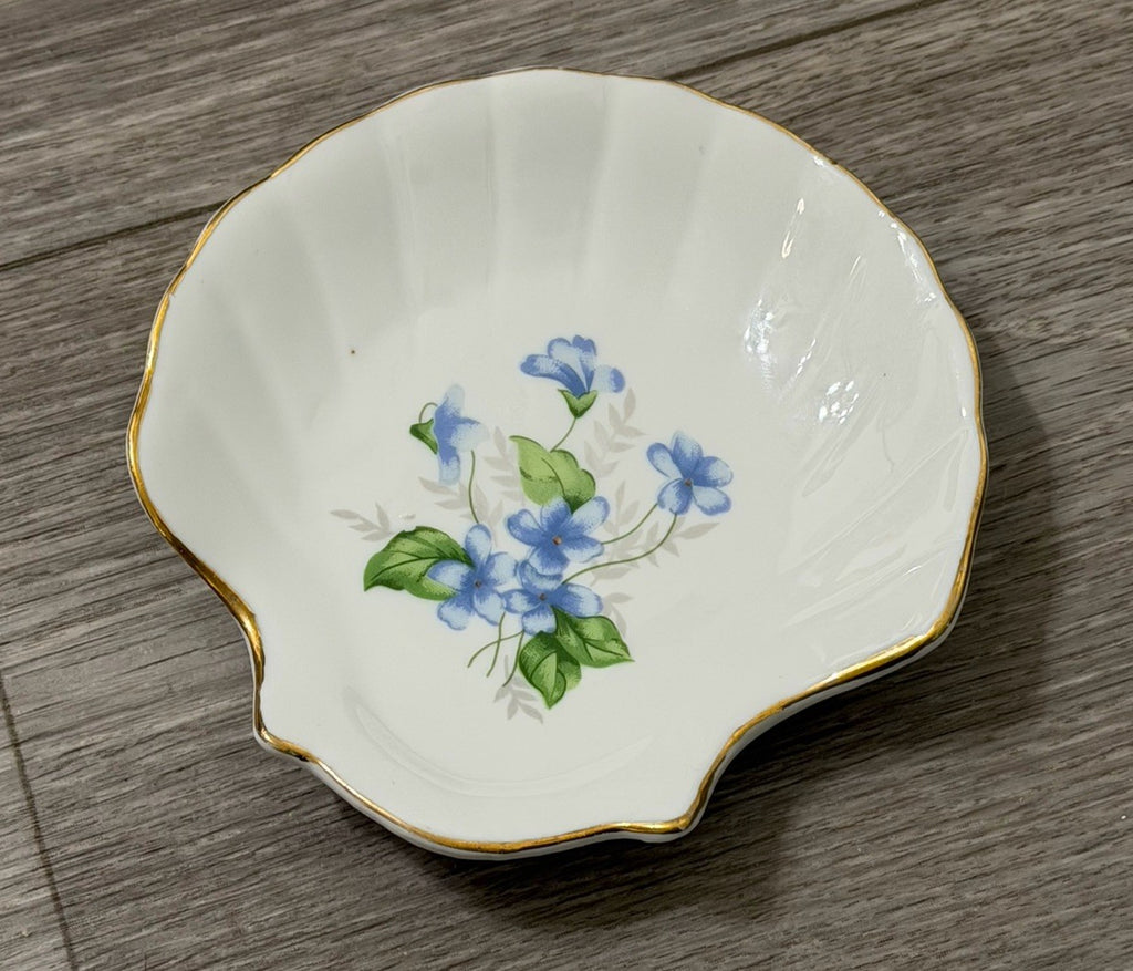 Vintage Apex Sea Clam Shell Gold Rim Blue Flowers Ceramic Trinket Dish
