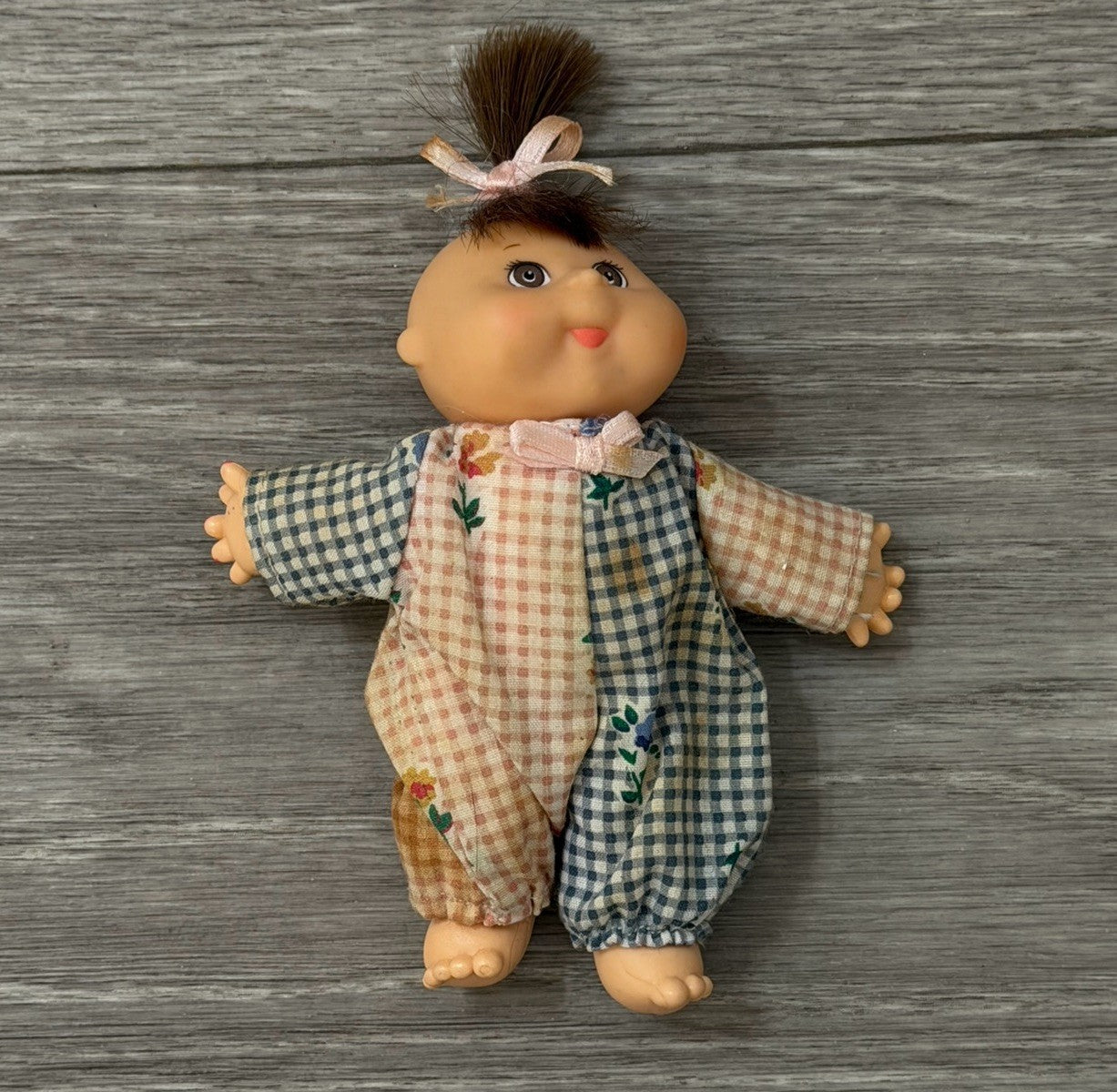 Cabbage Patch 1995 Vintage Mini Figure Doll Brown Hair Plaid Jumper Needs TLC