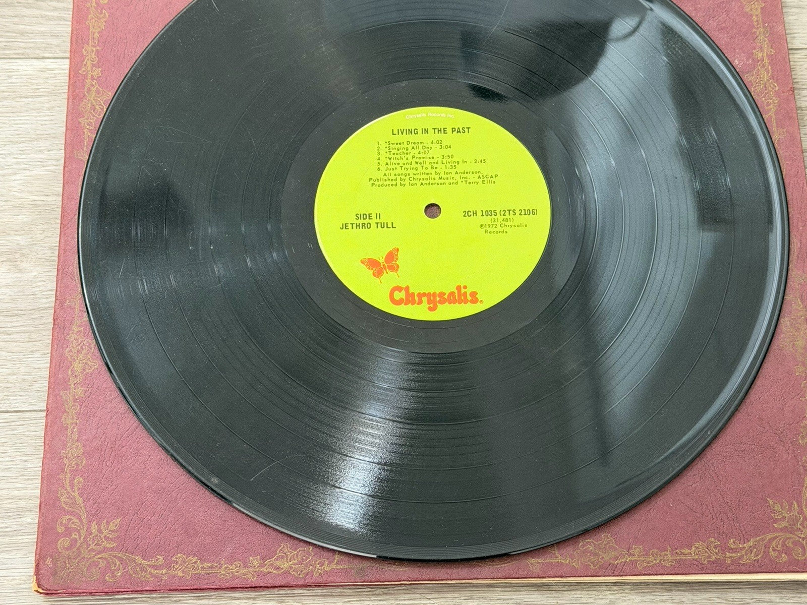 JETHRO TULL "Living In The Past" Double 2-LP Chrysalis Records 2CH 1035 booklet