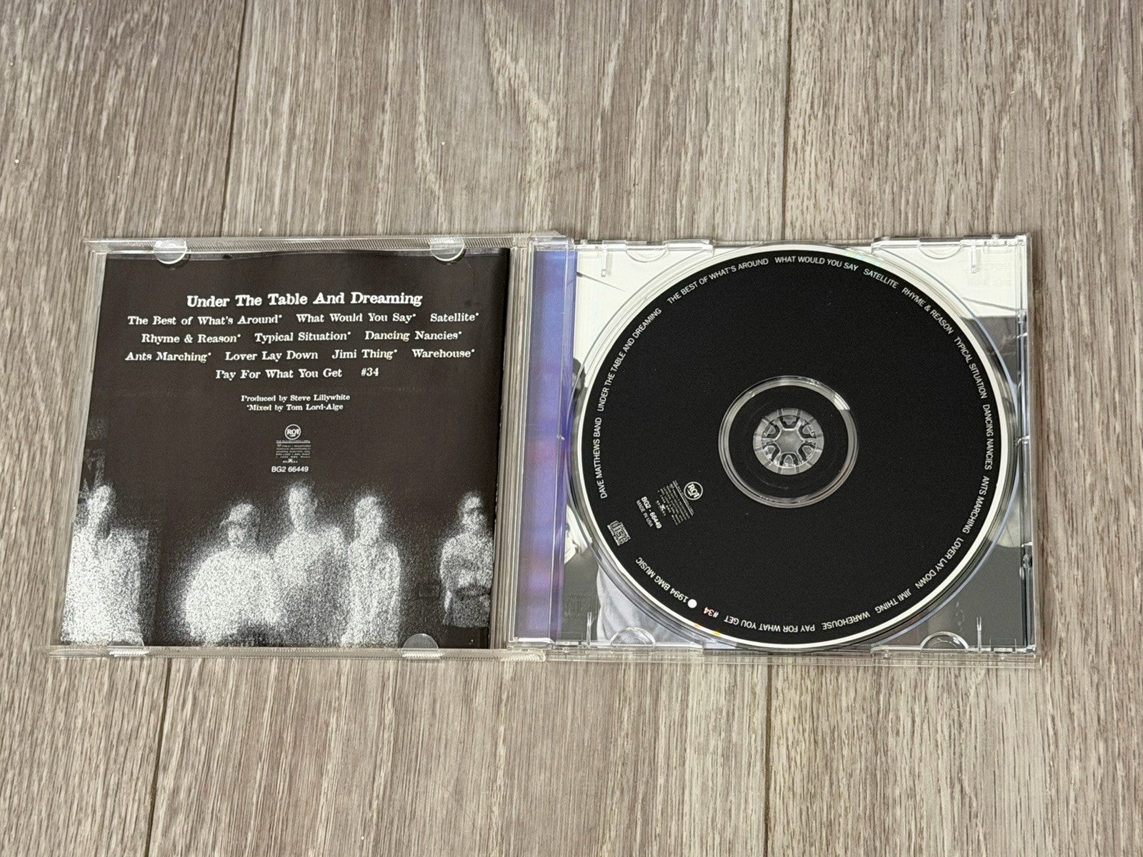 Under The Table And Dreaming By The Dave Matthews Band (1994) CD