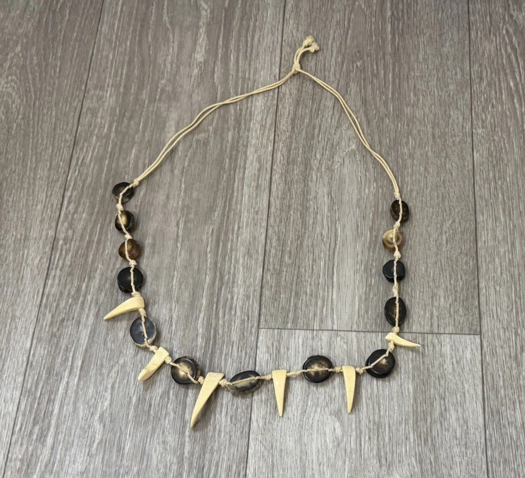 Vintage Handmade Knotted Carved Shell Boho Tribal Necklace